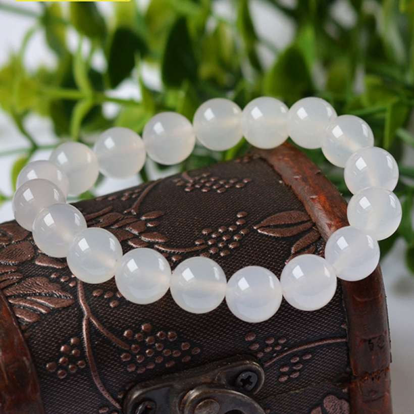 Vòng tay phong thuỷ * trắng 8ly cho nữ .