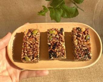 100g Thanh hạt gạo lứt mix các loại hạt dinh dưỡng