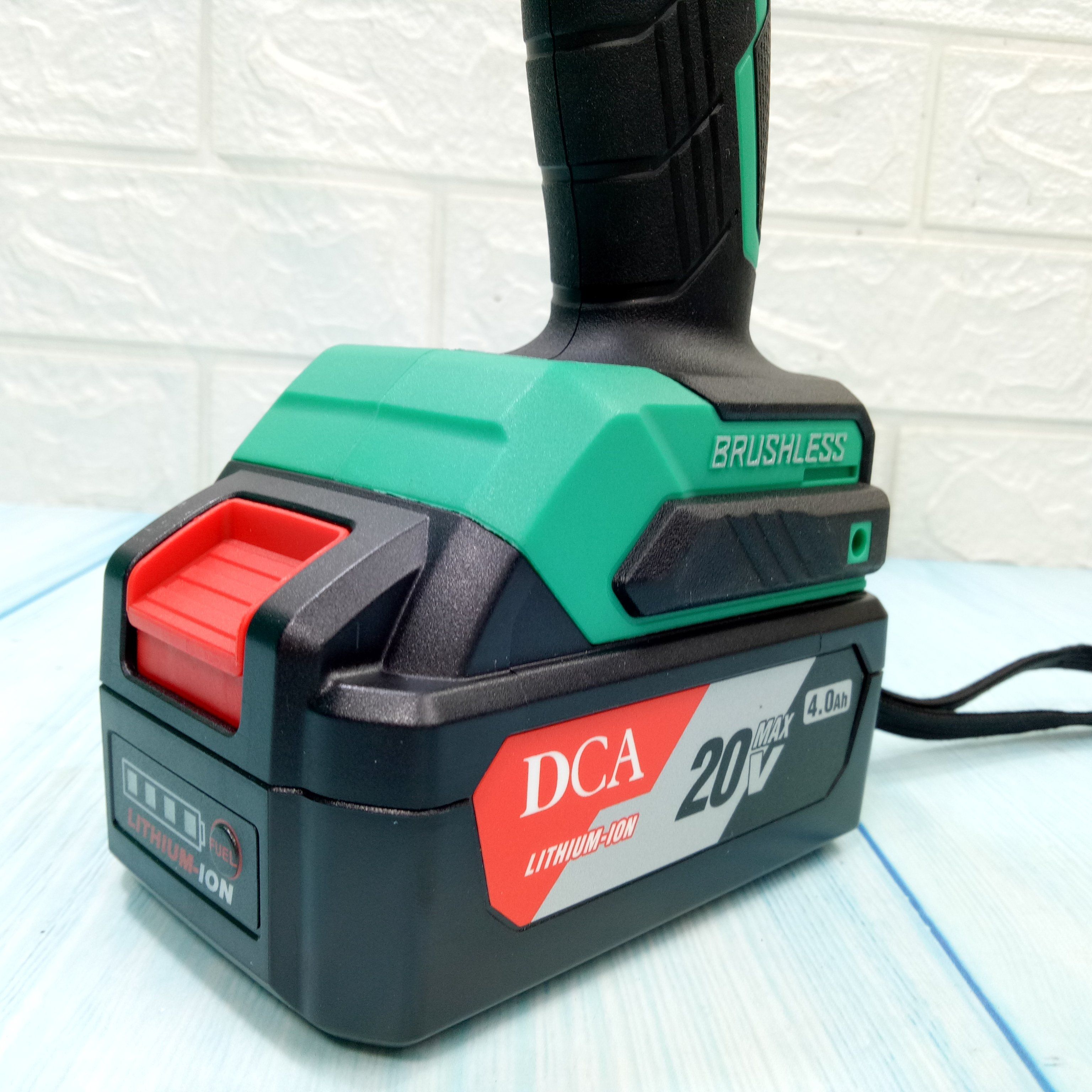 Dca adpl03-14 máy vặn vít, bắt vít dùng pin 20v