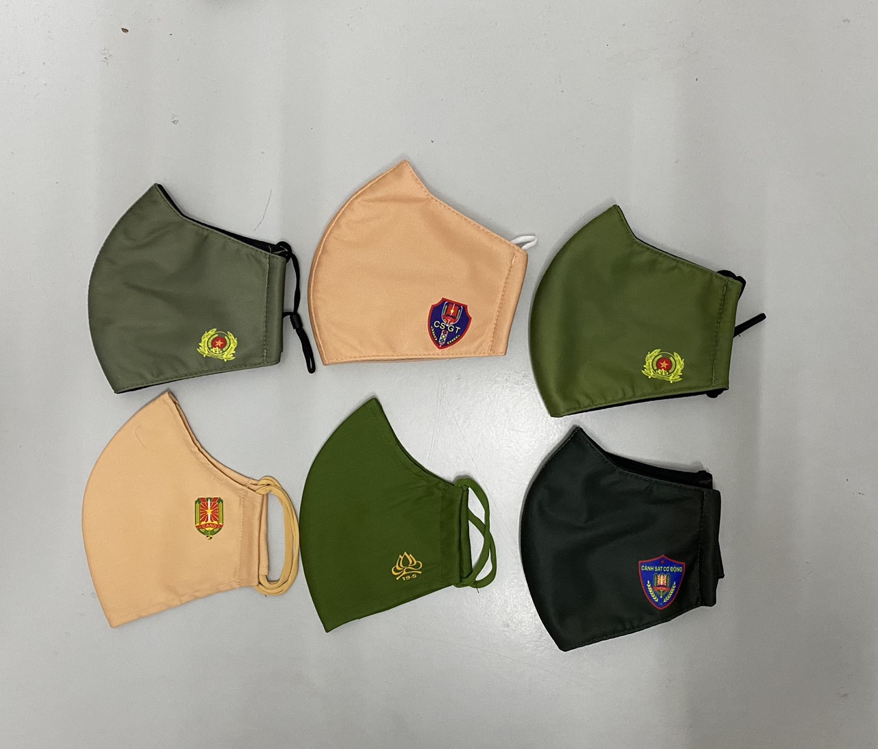 Khẩu trang vải kháng khuẩn 3 lớp đủ màu (Màu lúa chín, cỏ úa, xanh mạ non, đen nhạt)
