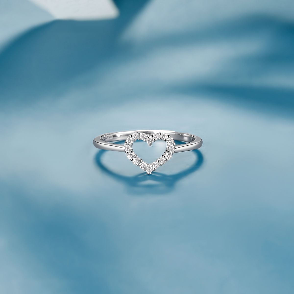 Rio Diamonds Butrins Diamantring aus 18 Karat Weißgold