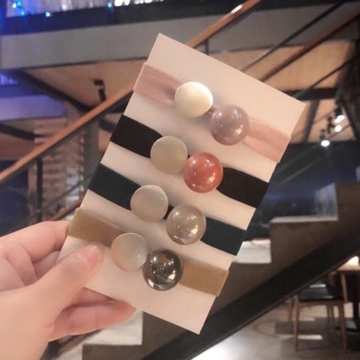 Dây cột tóc hot trend