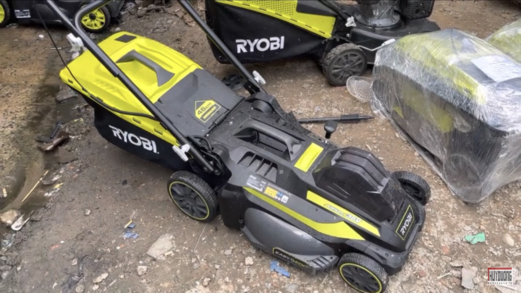 Xe cắt cỏ ryobi 36v rlm36b46s