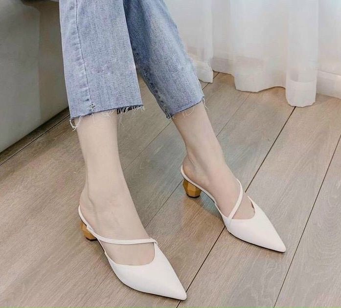 Sục Nữ Thời Trang Quai Chéo Trẻ Trung Cao 5 Phân Lên Chân Đẹp Xỉu Giảm Giá 50% Cho Các Nàng Xinh Size 35 - 39