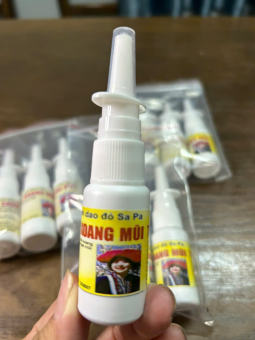 Xịt thông mũi dân tộc dao Đỏ