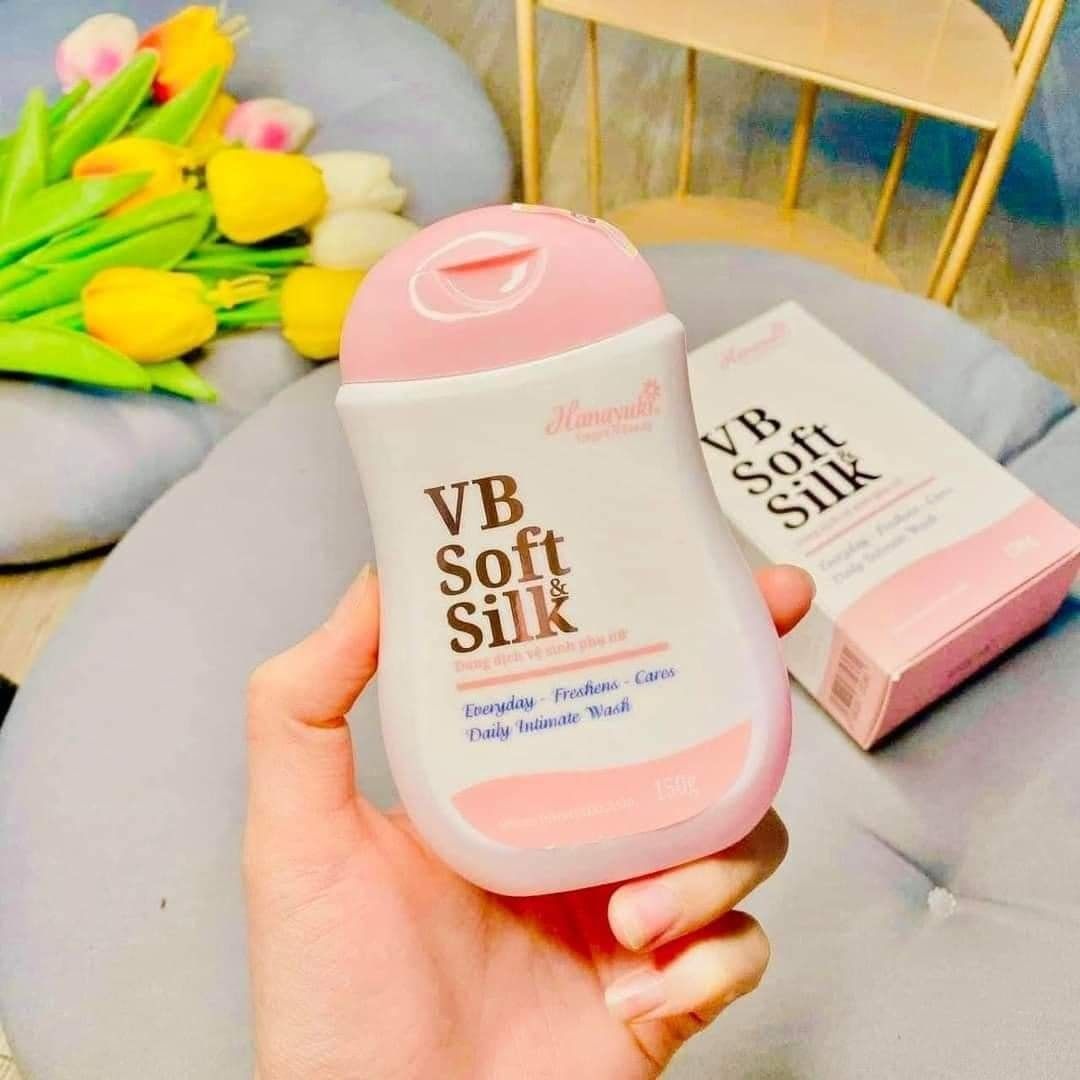 Dung dịch vệ sinh phụ nữ hana soft silk