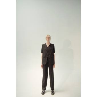 Set suit đen cổ V đen - Venlyn suit - SKU26