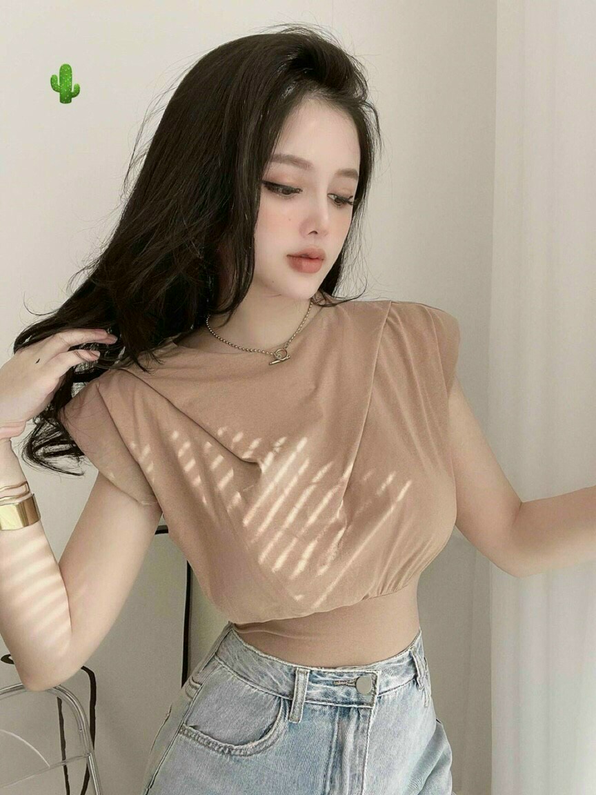 Áo ôm cánh dơi
