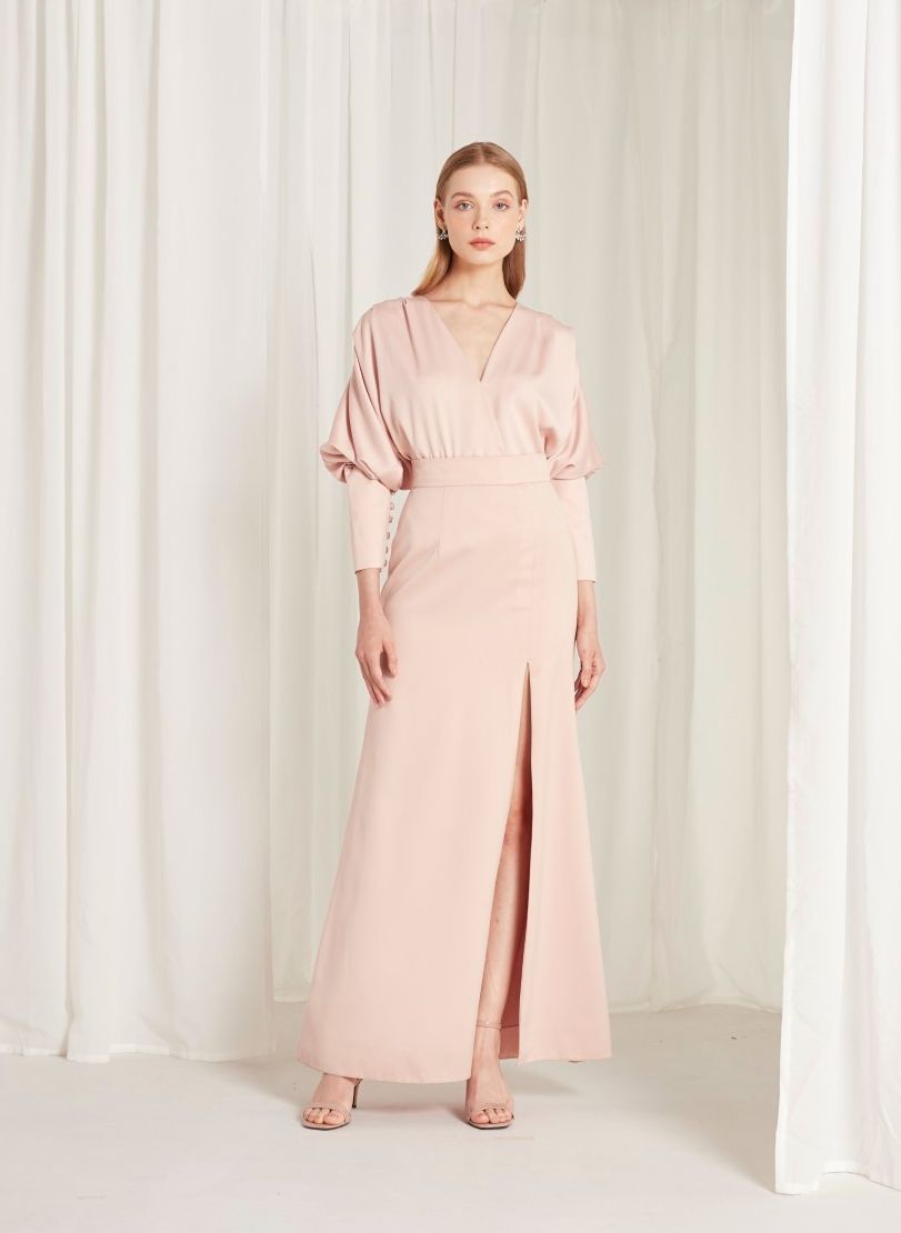 Nichp: Long a Line Skirt, Long Skirt, Flared Style. ราคา 1,966 บาท*ส่งฟรี