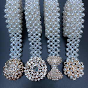 ภาพหน้าปกสินค้าVintage jewelry Miss Pearl belt fashion Pearl Chain Flower Woven Belt ที่เกี่ยวข้อง
