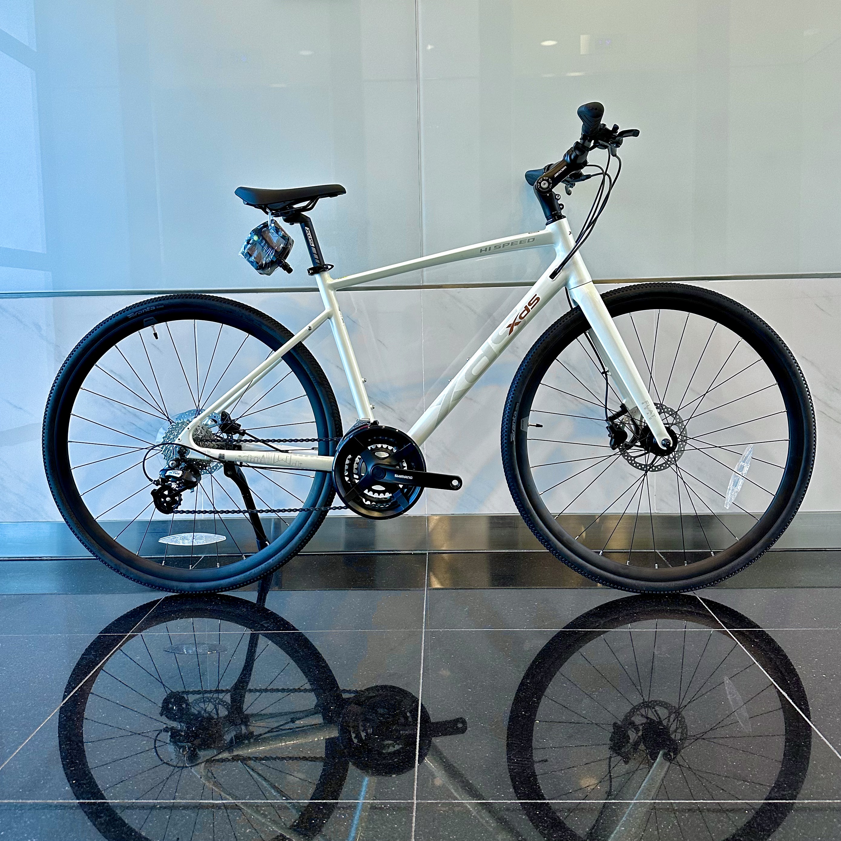 Bicicletta ibrida XDS Hispeed 380, telaio in alluminio ultraleggero, Shimano a 8 velocità