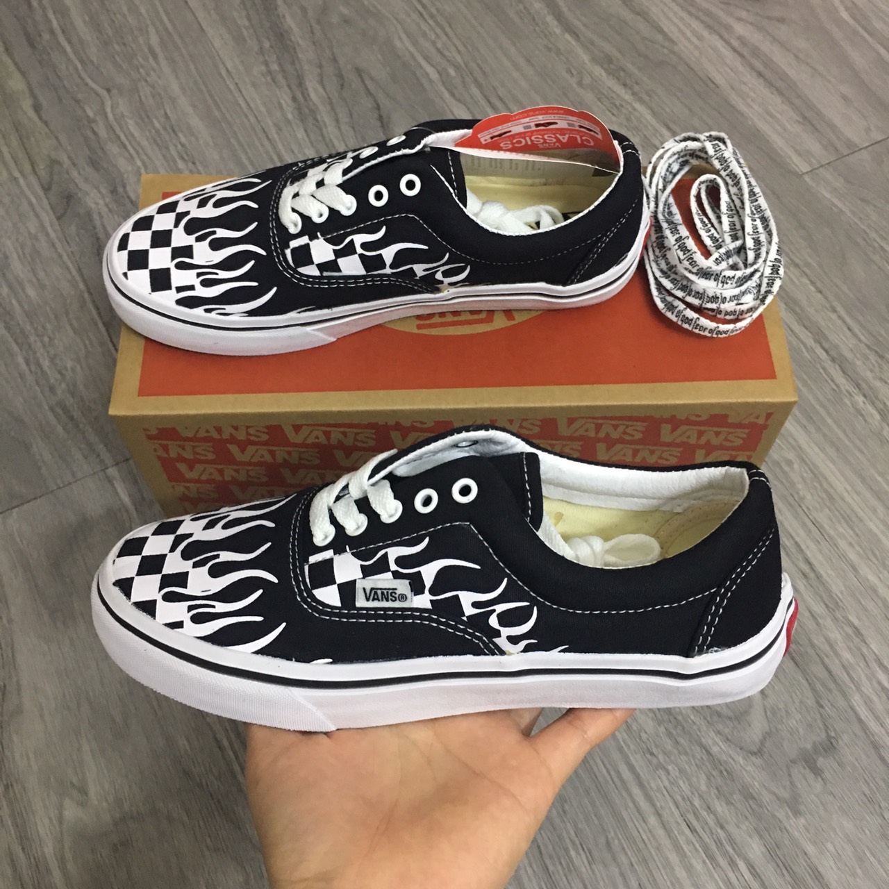 [TẶNG HỘP+DÂY] Giày thể thao vanzzz era caro lửa đen trắng