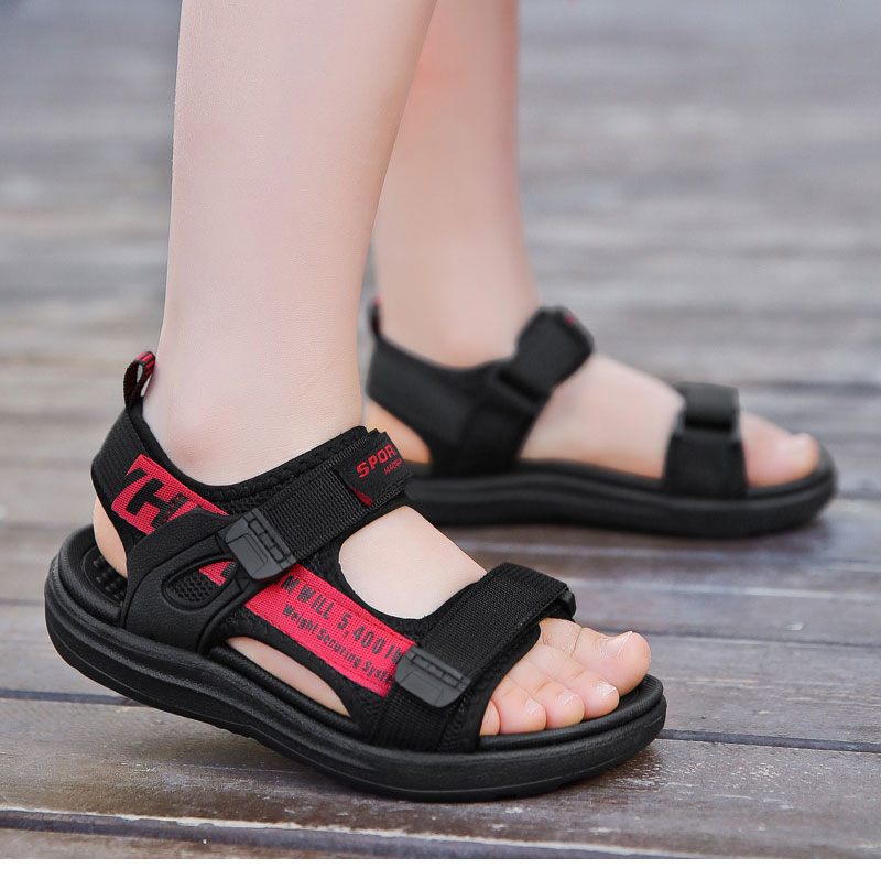 คำอธิบายเพิ่มเติมเกี่ยวกับ Boys sandals 2023 new teenagers beach shoes soft bottom sandals older children