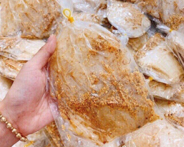 Combo 10 bịch Bánh tráng xì ke muối tỏi tây ninh siêu cay bánh tráng sì ke phơi sương trộn muối nhuyễn