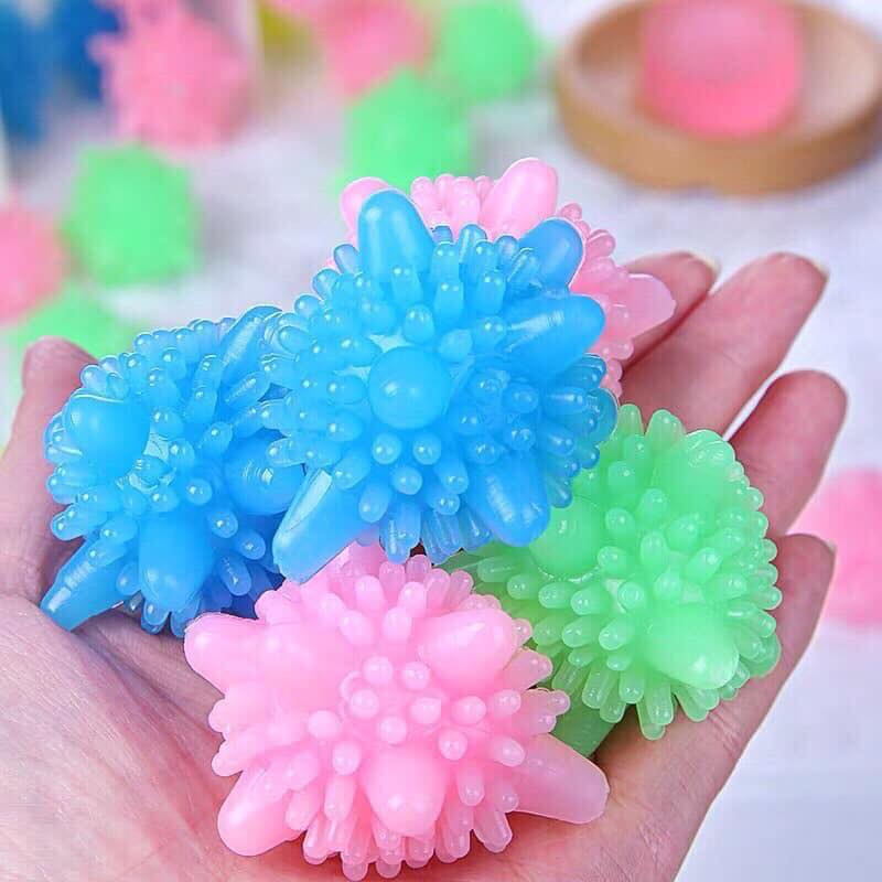 Set 2 quả cầu gai giặt đồ siêu sạch chống nhăn quần áo - quả cầu gai loại bỏ vết bẩn