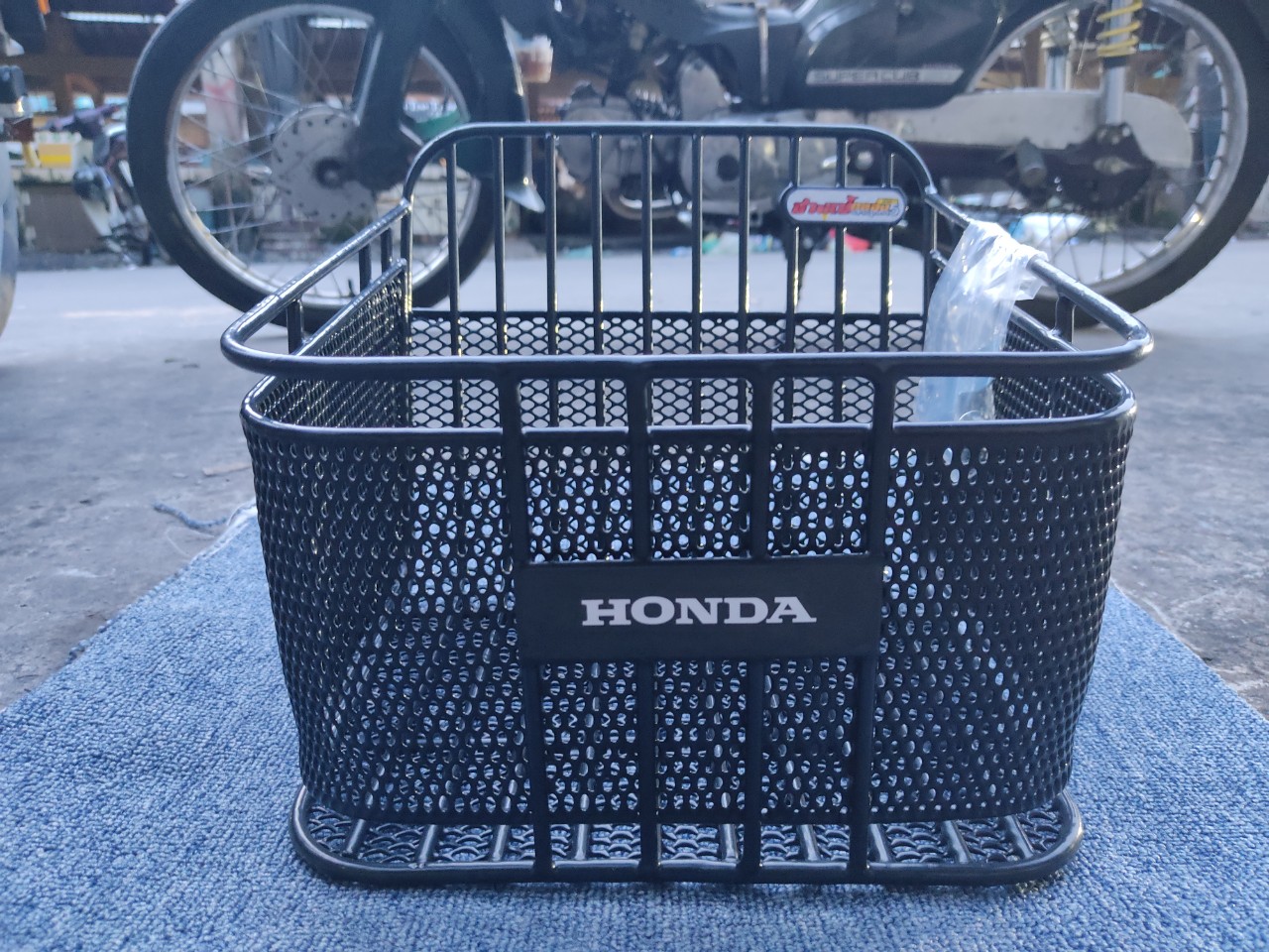 GIẢM GIÁ 69K- RỔ SUPPER CUB (DREAM) MẪU THÁI LAN ĐA NĂNG- PHỤ KIỆN XE MÁY