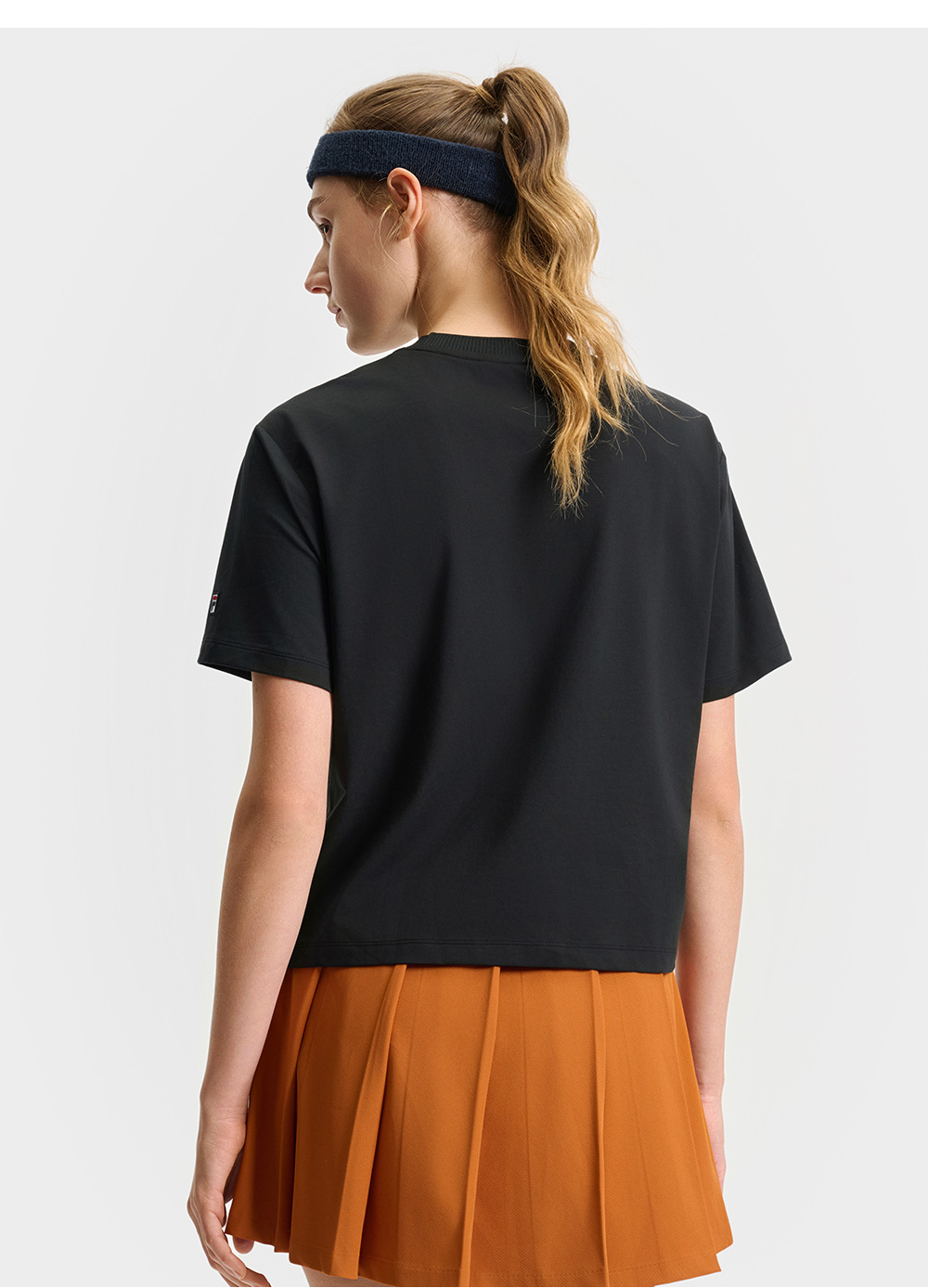 FILA CORE ATHLETICS TENNIS ELECTRONIC SWING Women Short Sleeves T-Shirt (Black) · v2