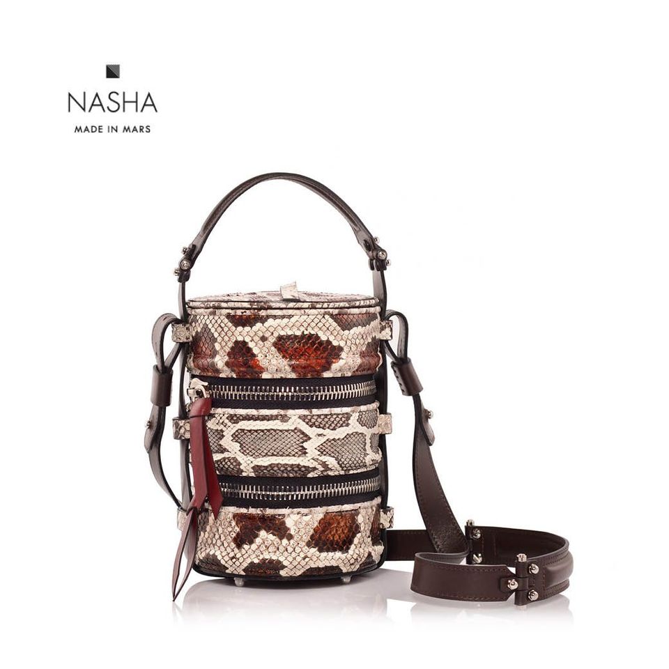 [ NASHA MADE IN MARS ] Pinto | Chocolate กระเป๋าทรงปิ่นโต ราคา 38,990 บาท*ส่งฟรี