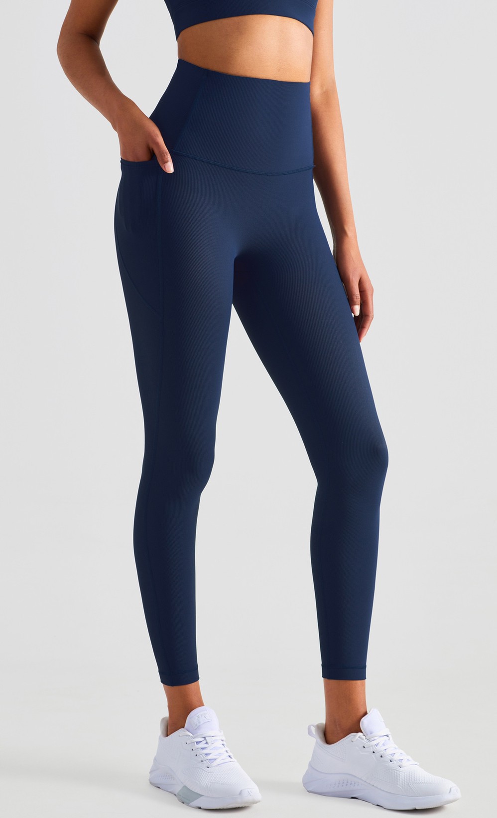 LOLA C.PANTS JOGGING CRUD215921