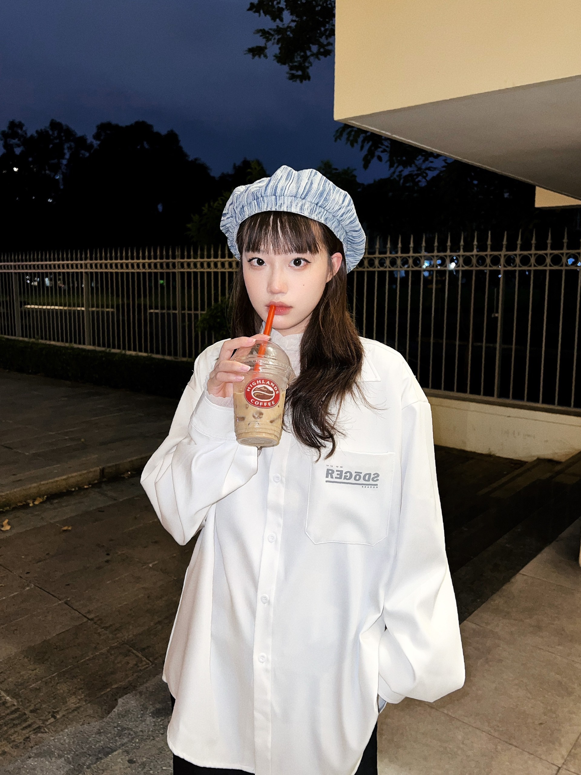 Áo sơ mi tay dài in REGODS form rộng unisex nam nữ vải kate chéo - Shirt ss2
