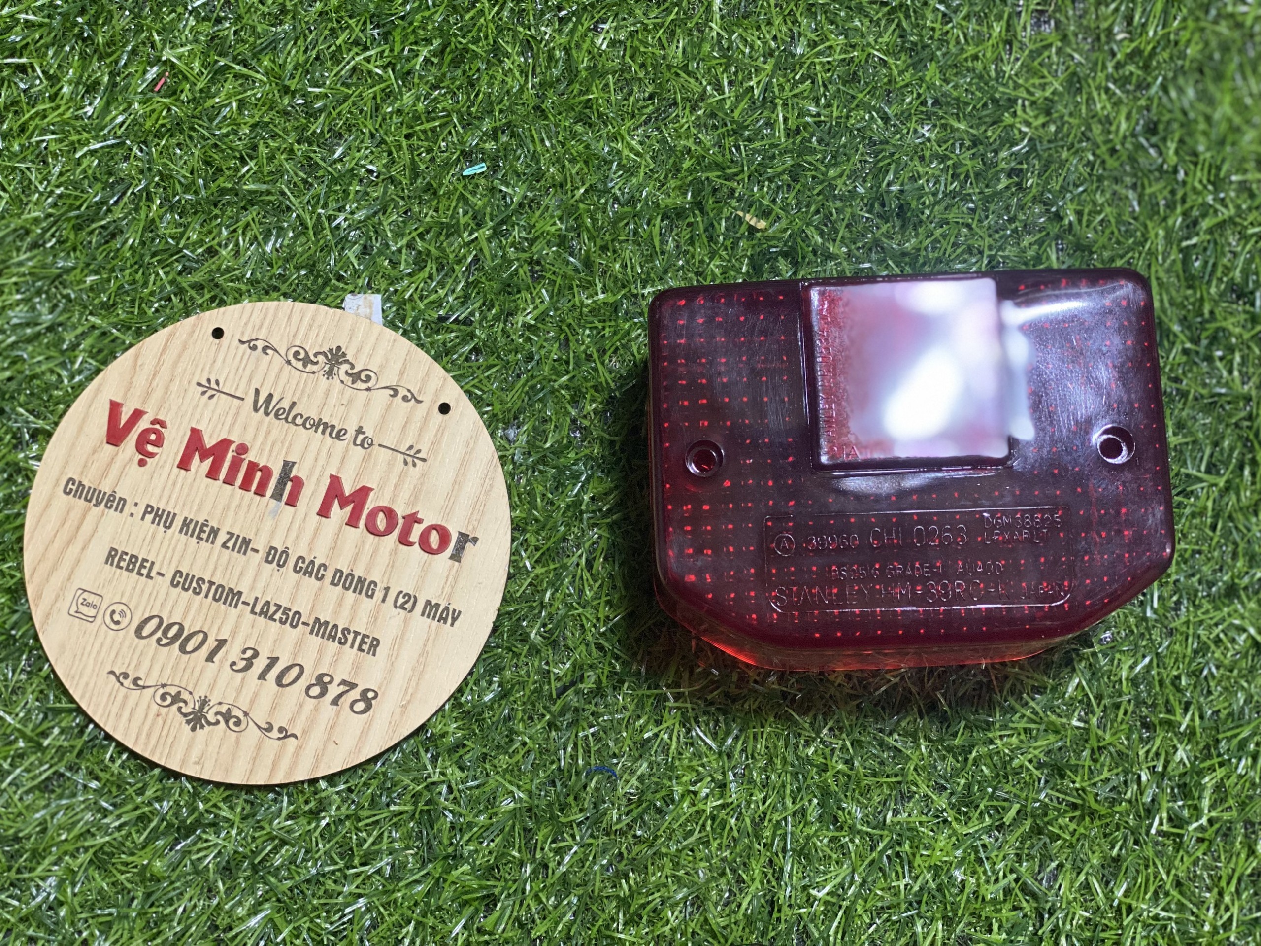 Chụp đèn hậu master125,custom125,la250
