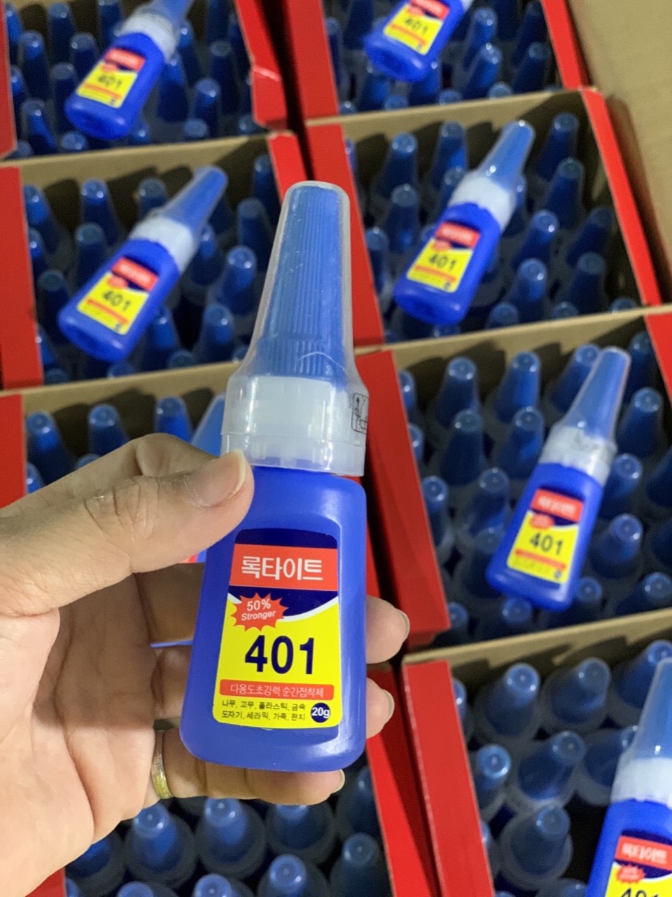 Keo dán móng siêu chắc 401 chai 20g