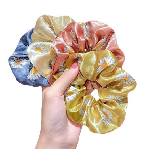 Dây Buộc Tóc Scrunchies Hoa Cúc Vải Satin Lụa Mềm Mại, Thun Co Giãn Siêu Bền, Phụ KIện Tóc Hàn Quốc Xinh Lung Linh Cho Phái Đẹp