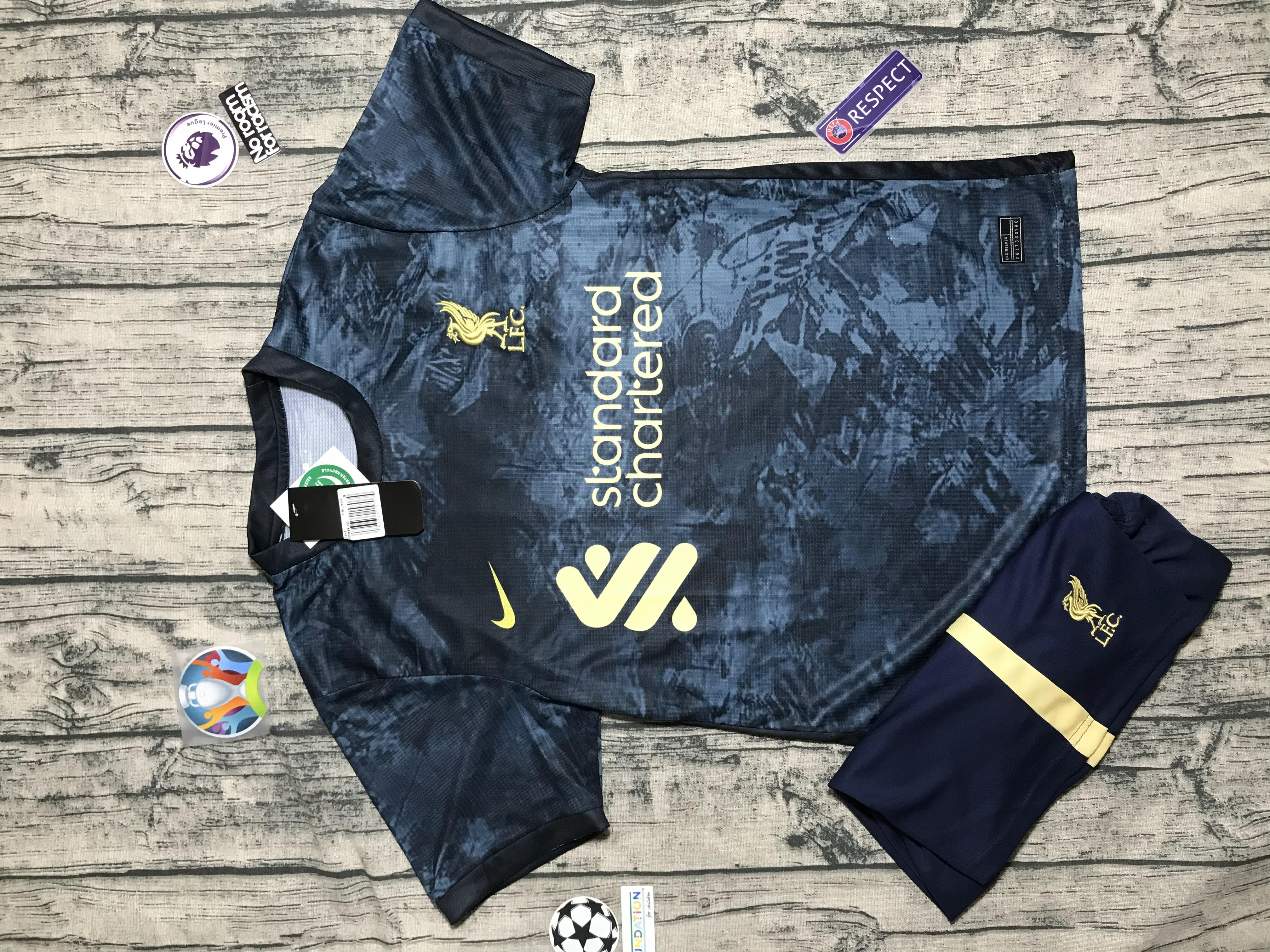 Áo Bóng Đá CLB Liverpool -2022 - Chất Polyeste - Hàng Thái Lan-Chuẩn Thi Đấu Quốc Tế