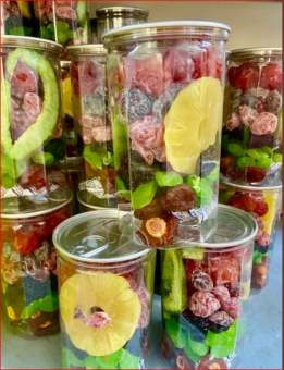 Hộp 500gr Xí muội (ô mai)  ,Ô MAI ĐÀO MIX( ,MỨT NGŨ QUẢ), Ô MAI VÀNG,OMAI ĐÀO NÂU BỔ ĐÔI  CHUA CHUA NGỌT NGỌT ĂN VẶTGIẢM CÂN TY TY SHOP