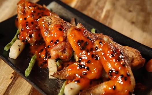 1 KG CÁNH GÀ TƯƠI - TÂN GIÀU FOOD