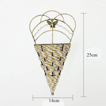 Giỏ tam giác treo cây dây leo, cắm hoa - Giỏ khung sắt giả mây