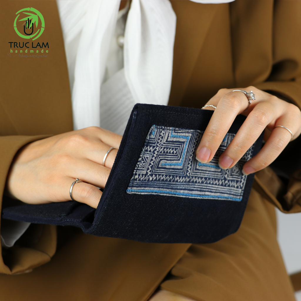 Ví cầm tay ví gấp vải gai mỏng phối vải thổ cẩm họa tiết dân tộc - trúc lâm handmade