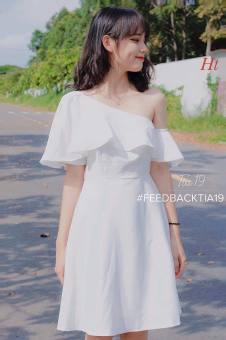 ĐẦM NỮ CAO CẤP LỆCH VAI PHỐI BÈO SIÊU XINH MỖI CÔ NÀNG BÁNH BÈO NÊN CÓ 1 EM TRONG TỦ ĐỒ NHA-TH