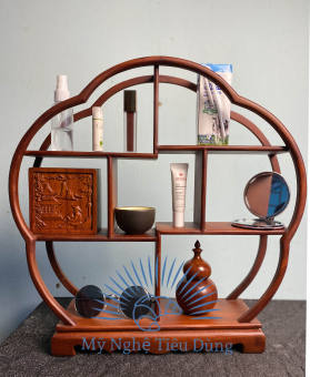 Kệ mini gia dụng gỗ gõ hình hoa độc lạ