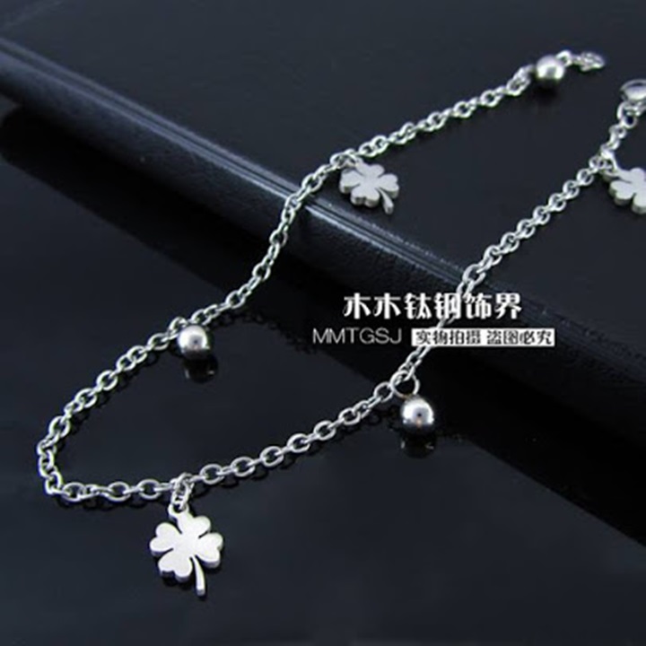 Siêu phẩm lắc chân inox cỏ 4 lá titan LC14 lắc titan không đen rỉ