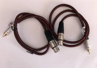 Cặp dây tín hiệu Canon ra Av dành cho vang cơ và dàn nhạc sống. Chất liệu đồng có lớp bọc max chống nhiễu.