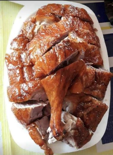 Vịt Cỏ  Quay Nguyên Con -kiểu Bắc Kinh, giòn rụm thờm lừng, ăn một lần là nghiền !!