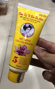 Kem kỳ tế bào da chết Mủ Trôm Tân Gia Khang