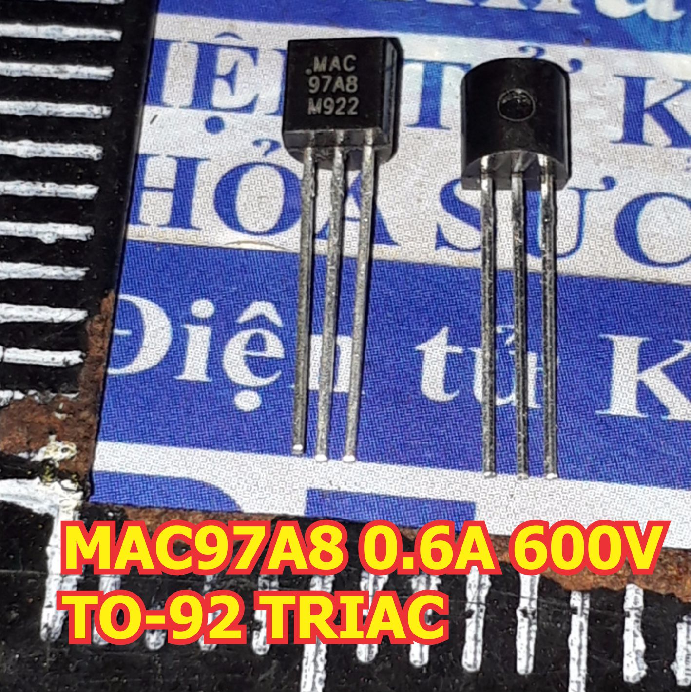20 con MAC97A8 97A8 0.6A 600V TO-92 TRIAC kde1553
