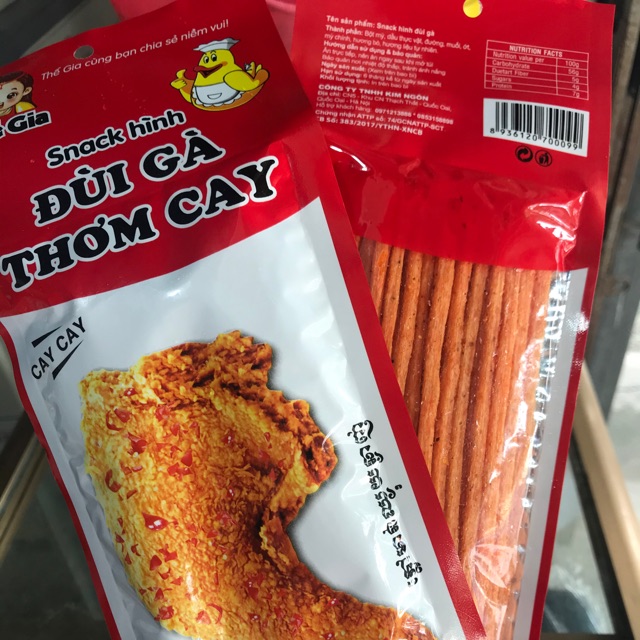 Snack hình đùi gà thơm cay