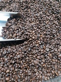 Cafe hạt nguyên chất robusta+arabica 1kg