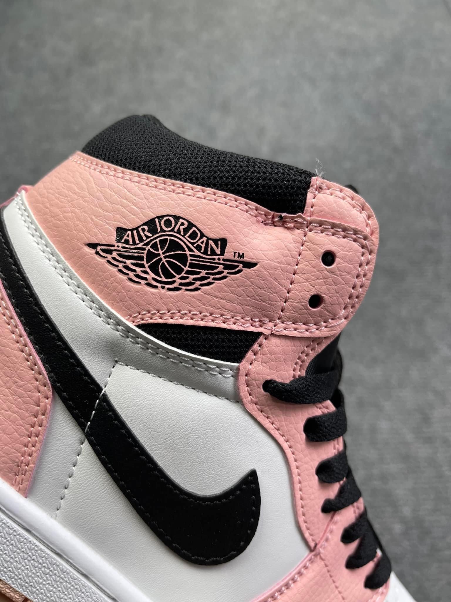 Giày Sneaker Jordan hồng nữ cổ cao bản đẹp tiêu chuẩn, Giày jordan 1 nữ màu hồng nhạt cực xinh dễ phối đồ, giày thể thao jd hồng chất 2022