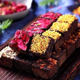 Trà Đường Nâu: Nhài - Quế Hoa - Nụ Hồng - Táo Đỏ Kỷ Tử - Gừng - Cúc Vàng - Kỷ Tử - Bạch Cúc Kỷ Tử - Túi 1 Viên