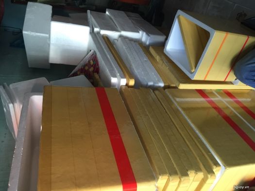 THÙNG XỐP Cao 20cm dài 30cm rộng 20cm