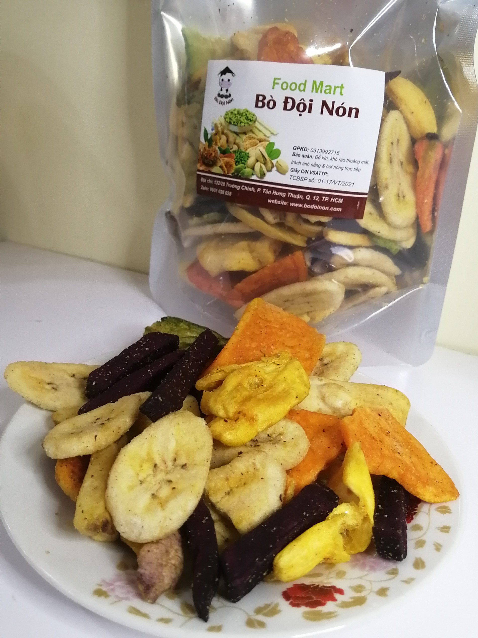 Trái cây thập cẩm sấy hàng nguyên 1kg bò đội nón