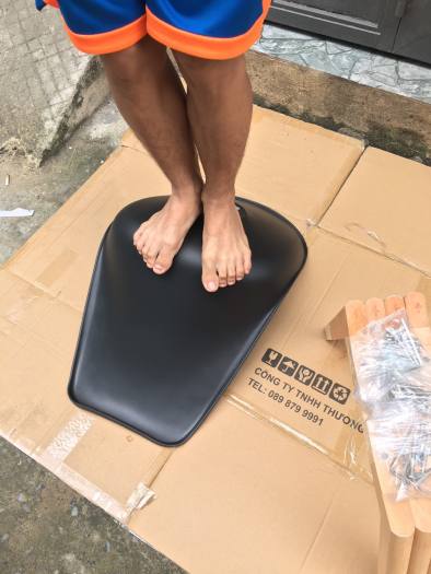 Ghế Eames có đệm, chân gỗ, hàng nhập khẩu TKC-114-TP.HCM