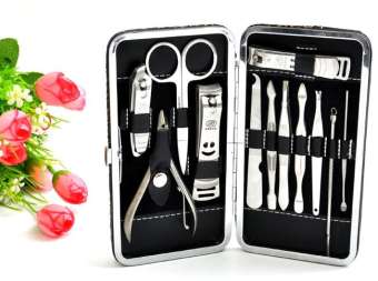 BỘ KỀM CẮT MÓNG TAY CHÂN 12 MÓN TIỆN DỤNG