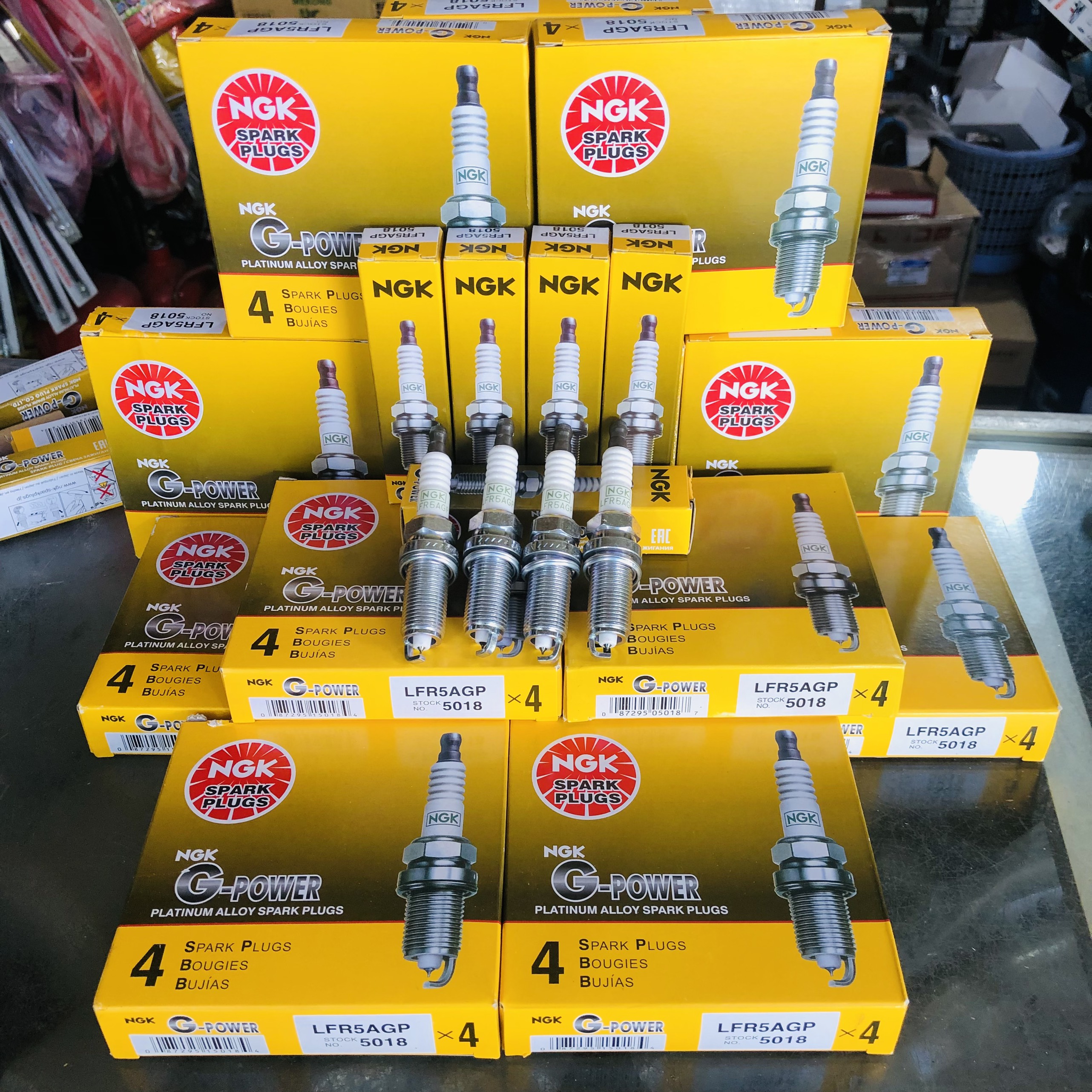 Bộ 4 bugi toyota innova, forttuner ngk iridium