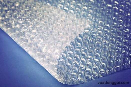 Cuộn Chống Sốc Bọt Khí Bọc Hàng Kích Thước 0.3 m x 10 m