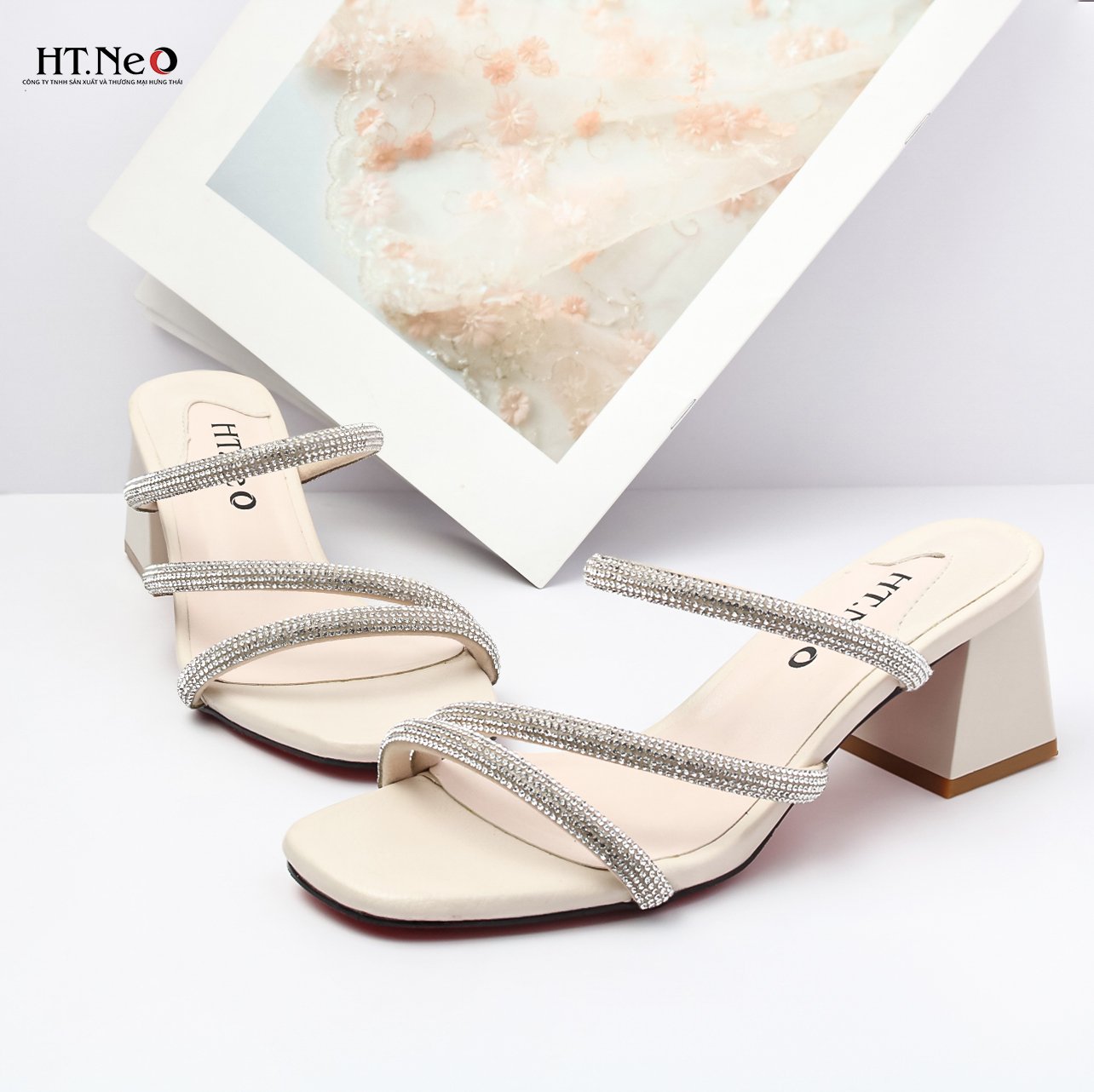 Sandal nữ công sở HT.NEO da thật mềm mại, quai đính đá sang chảnh gót vuông cao 5p cực xinh, cực sang chân SDN69